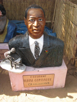 03 Le President Sculpte